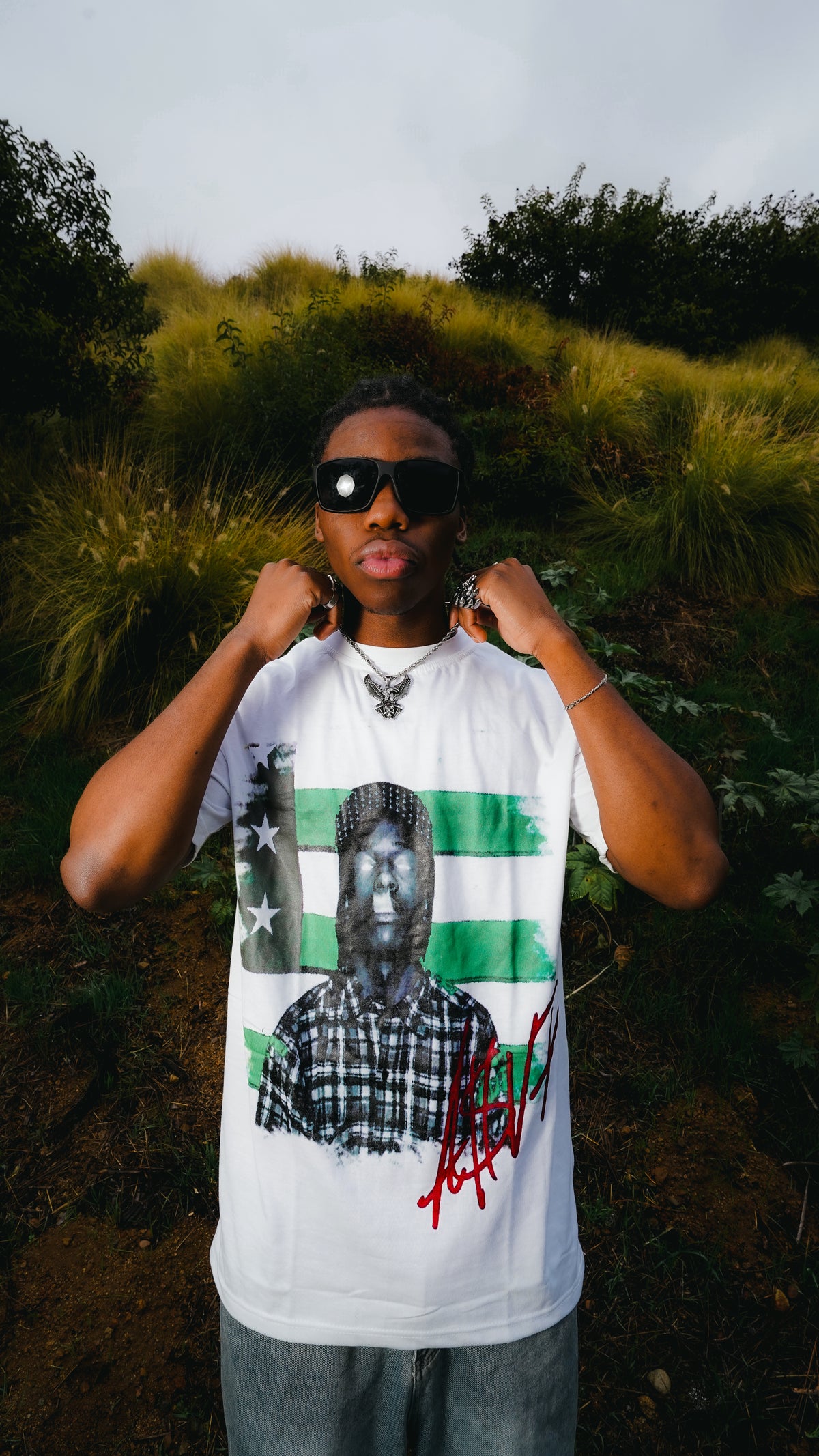 FA$HION GRAPHIC TEE