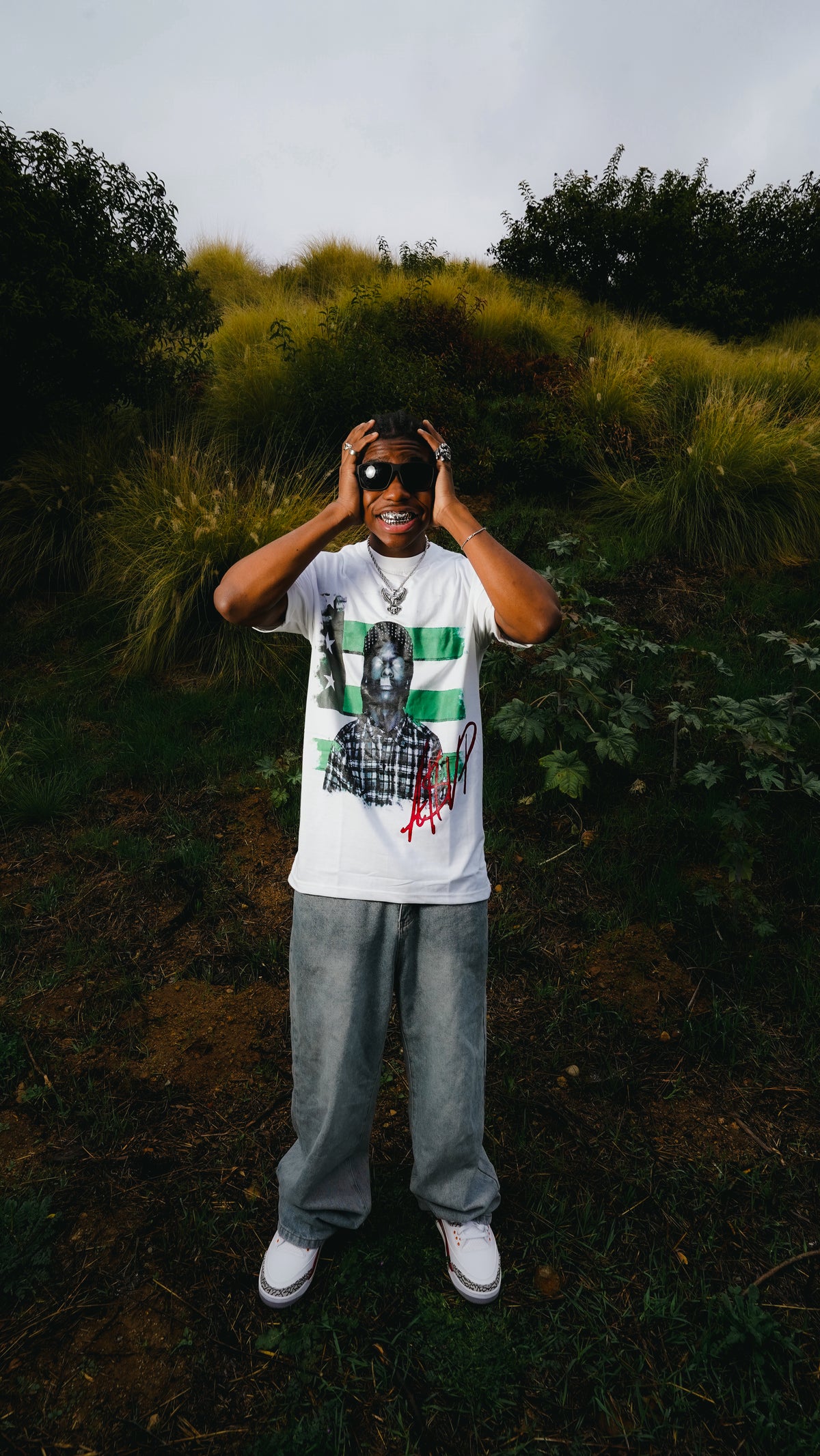 FA$HION GRAPHIC TEE