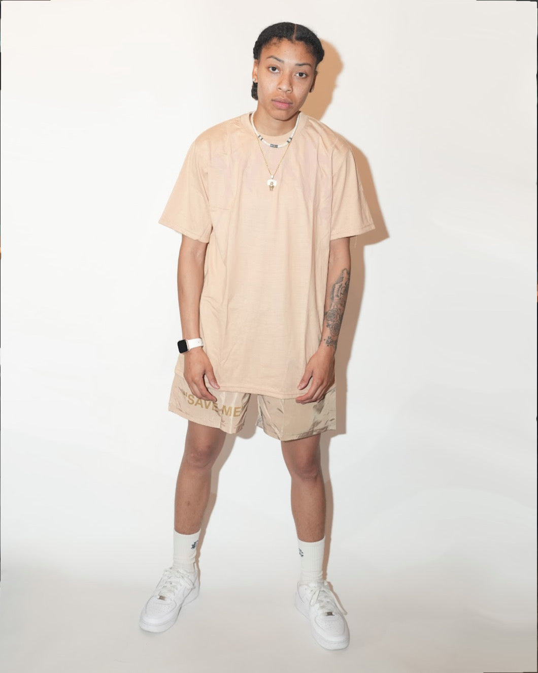 YVNG™ OVERSIZED GRAPHIC TEE - SAND WHITE