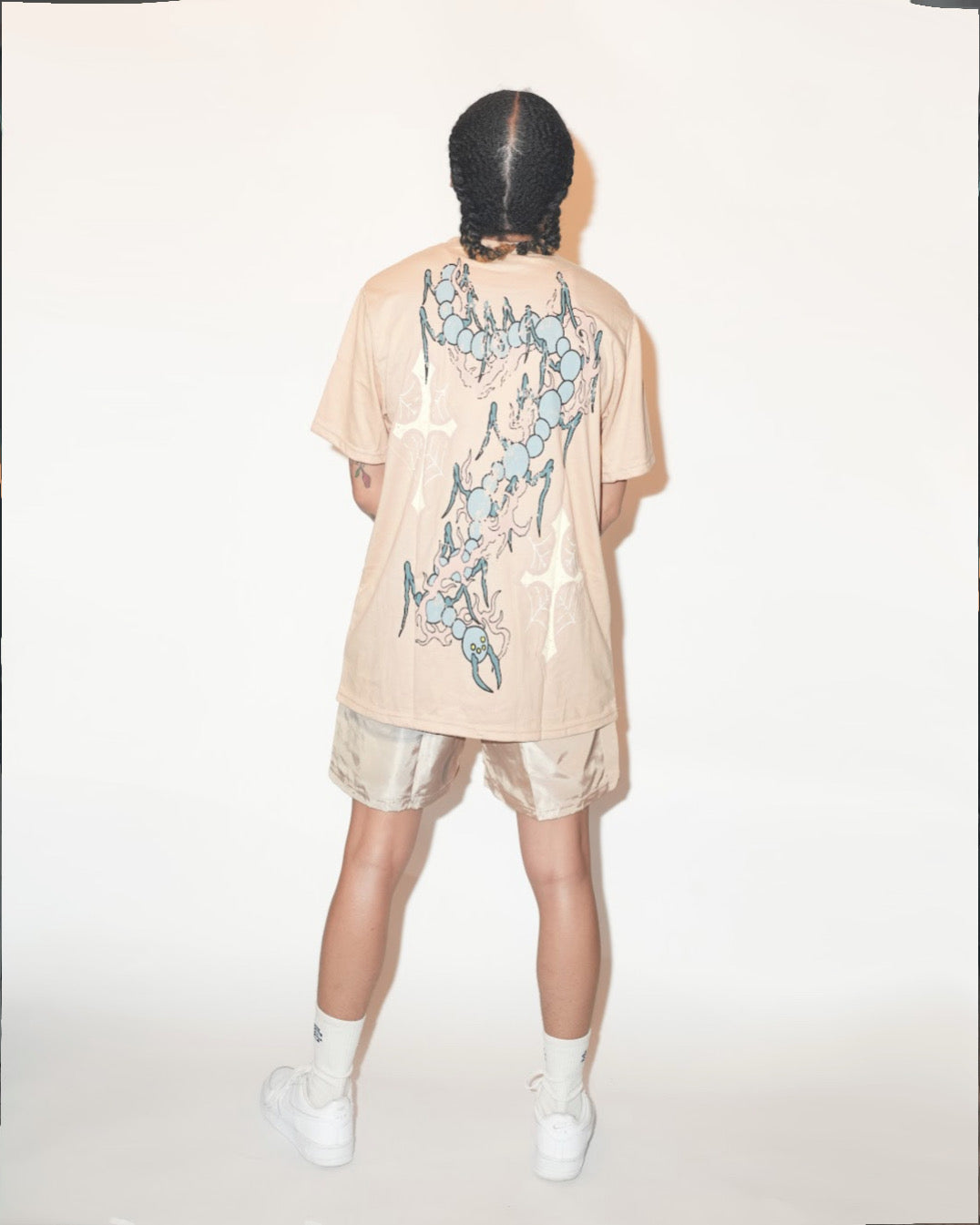 YVNG™ OVERSIZED GRAPHIC TEE - SAND WHITE